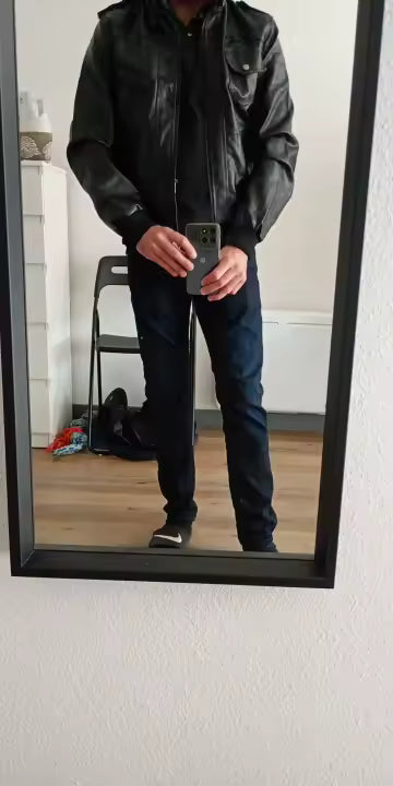 <p><strong>Důvěřuje nám více než 10 000 spokojených zákazníků</strong></p>